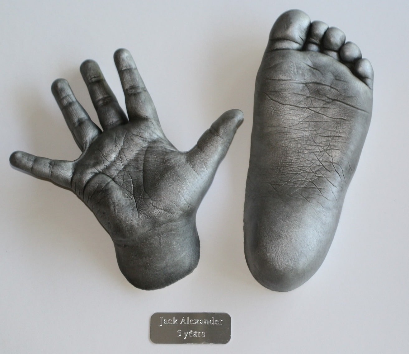 Learn memorial lifecasting techniques Dorset